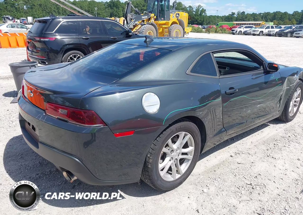 2015 Chevrolet Camaro 2Ls VIN:2G1FB1E32F9135856 - 4