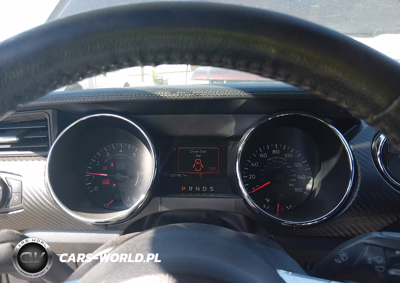 2015 Ford Mustang V6 VIN:1FA6P8AM1F5344220 - 7