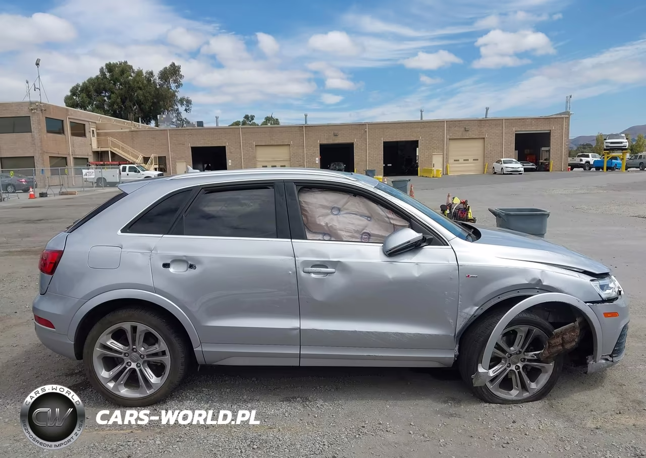 2018 Audi Q3 VIN:WA1JCCFSXJR035092 - 13