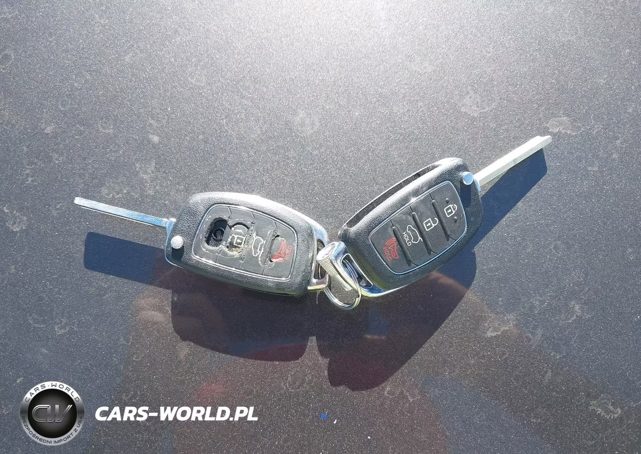 2014 Hyundai Santa Fe Sport 2.4L VIN:5XYZT3LB9EG203211 - 11