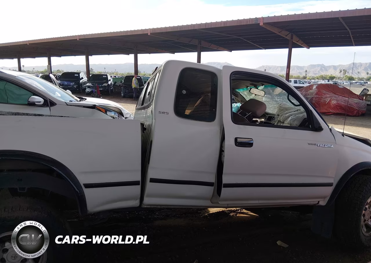 1998 Toyota Tacoma Base V6 VIN:4TAWN72N0WZ123052 - 12