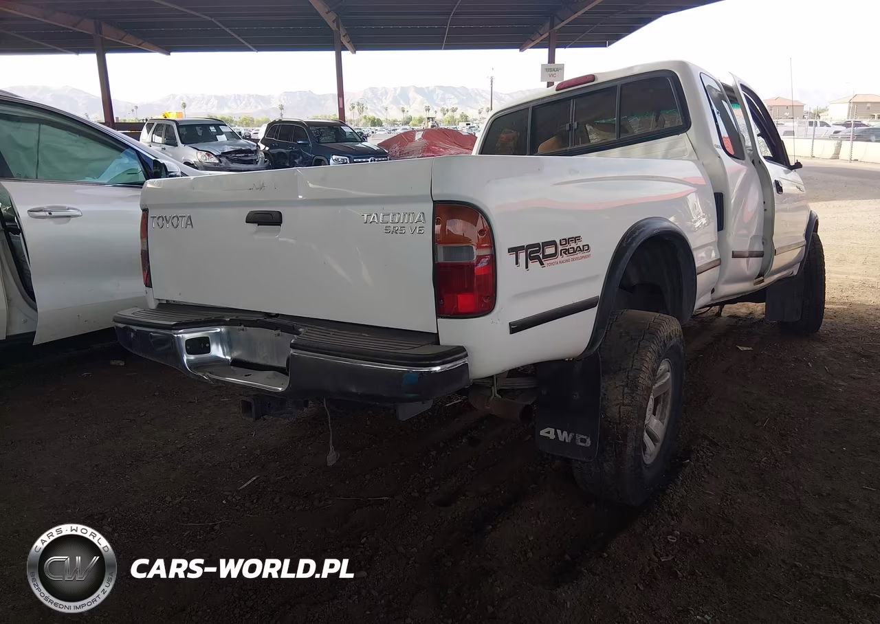 1998 Toyota Tacoma Base V6 VIN:4TAWN72N0WZ123052 - 4