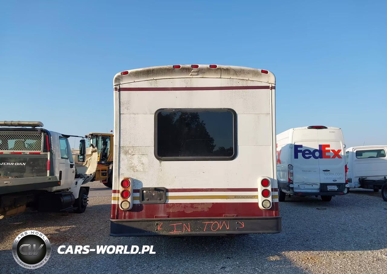 2006 Ford Econoline E450 Super Duty Cutwy Van VIN:1FDXE45S46DB03890 - 16