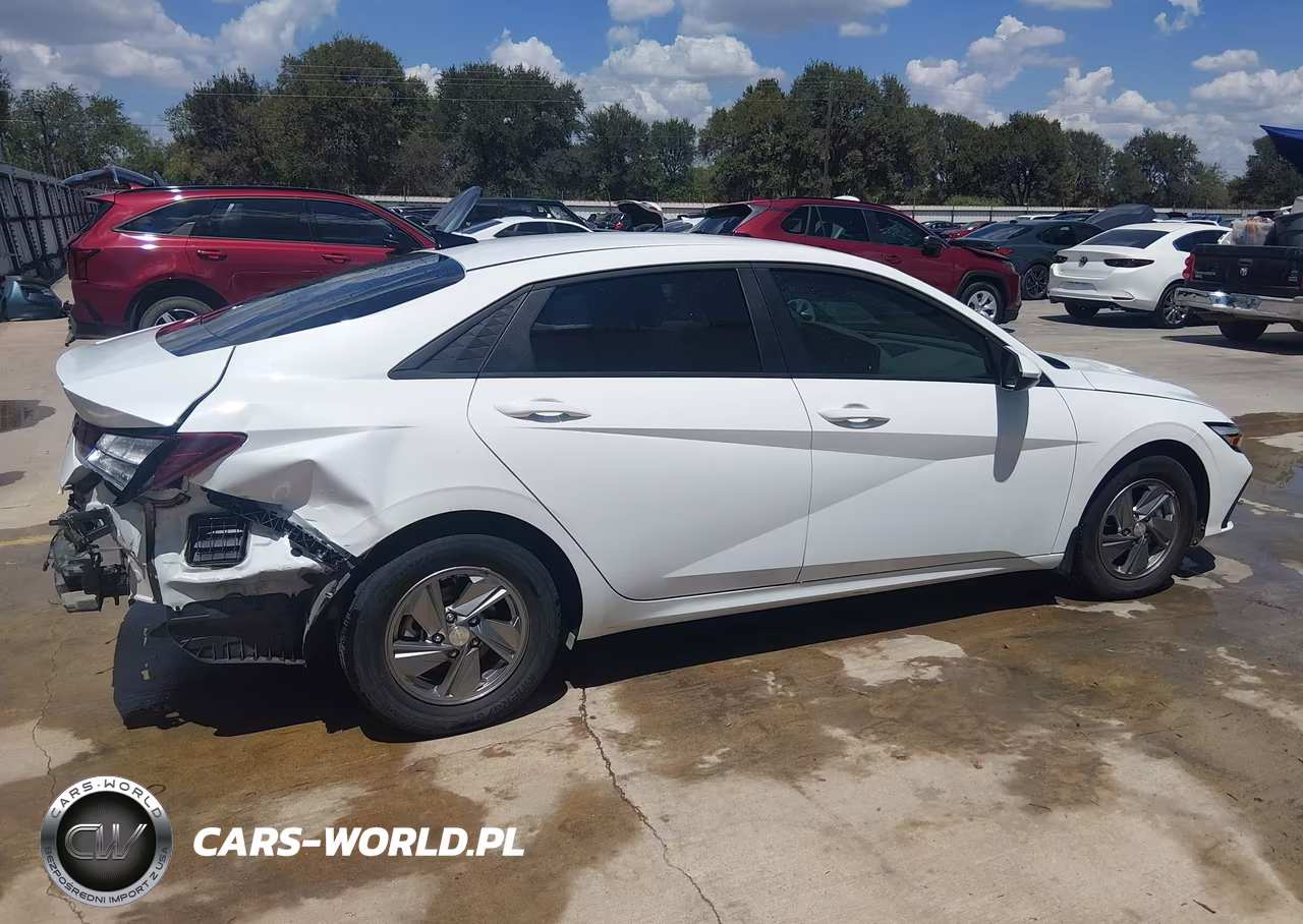 2025 Hyundai Elantra Se VIN:KMHLL4DG4SU002814 - 14