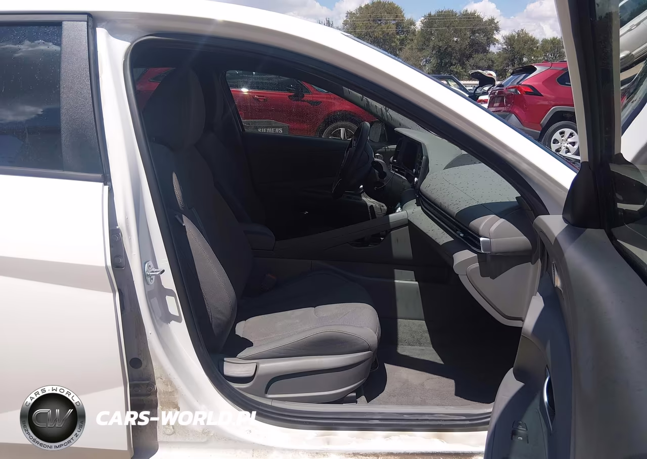 2025 Hyundai Elantra Se VIN:KMHLL4DG4SU002814 - 5