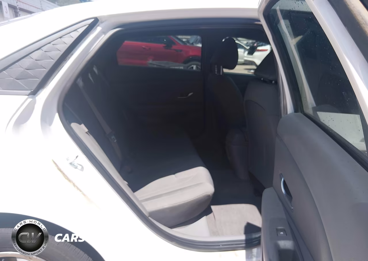 2025 Hyundai Elantra Se VIN:KMHLL4DG4SU002814 - 8