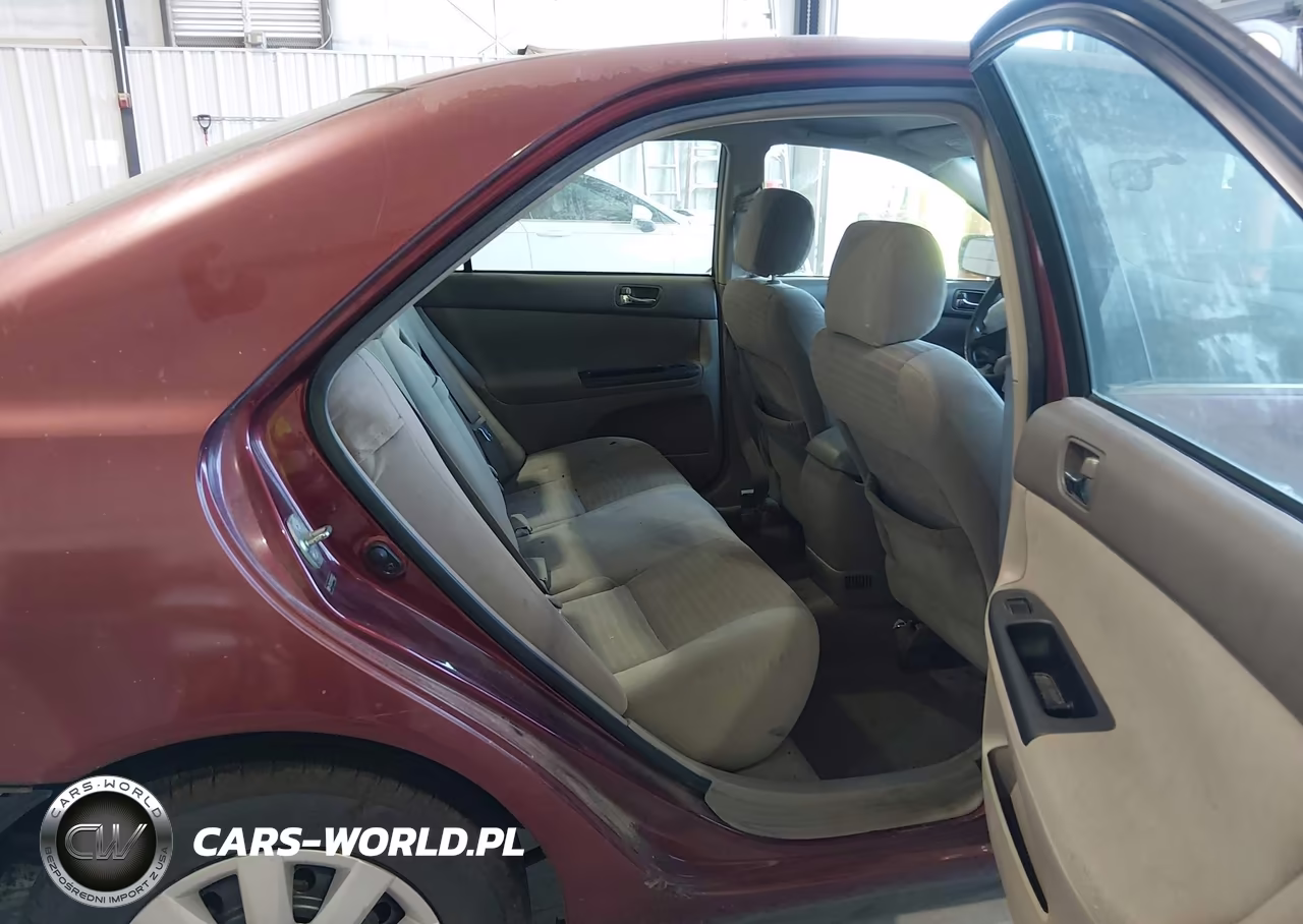 2005 Toyota Camry Le VIN:4T1BE32K15U103353 - 8