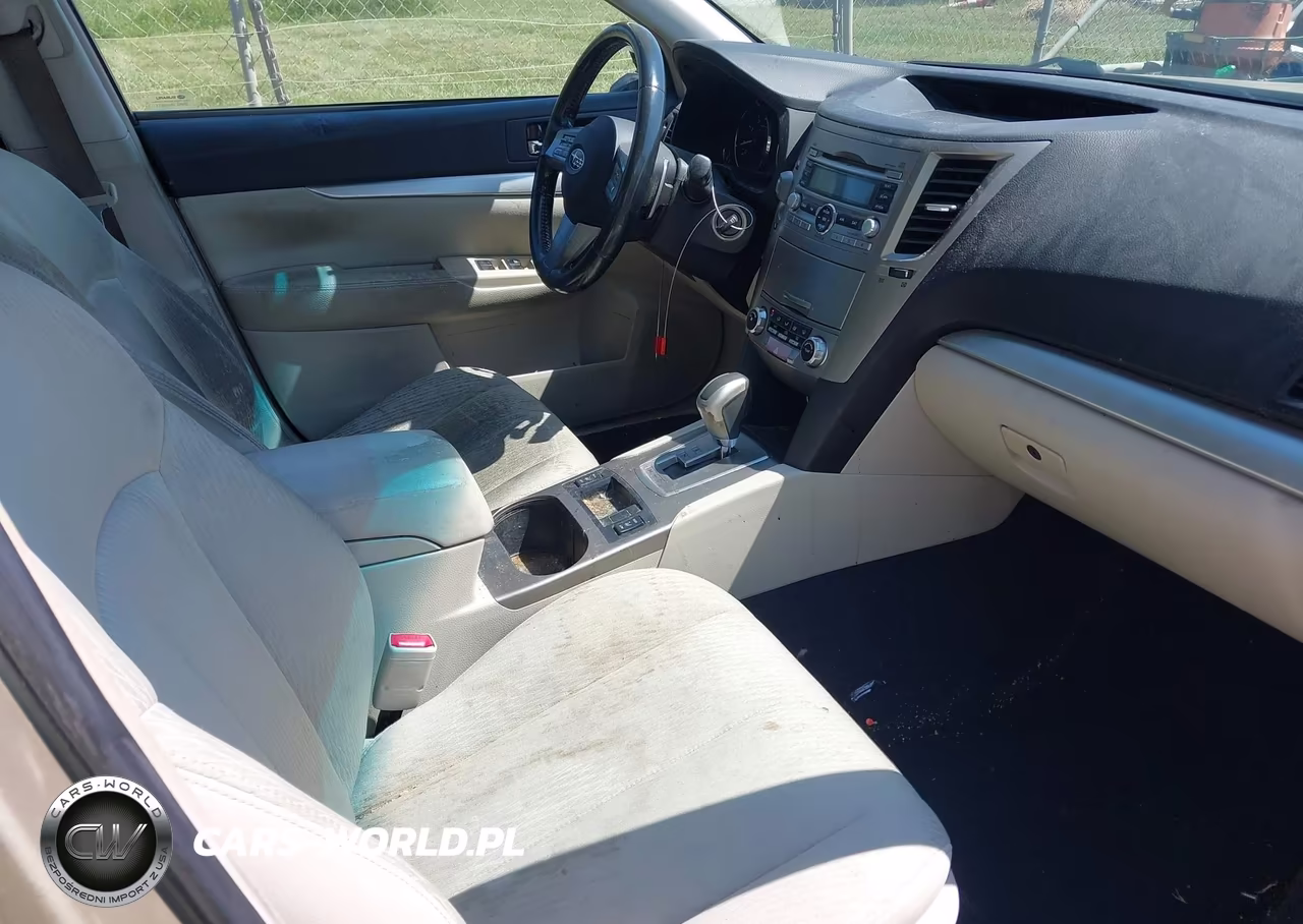 2010 Subaru Legacy 2.5I Premium VIN:4S3BMCG66A3235558 - 5