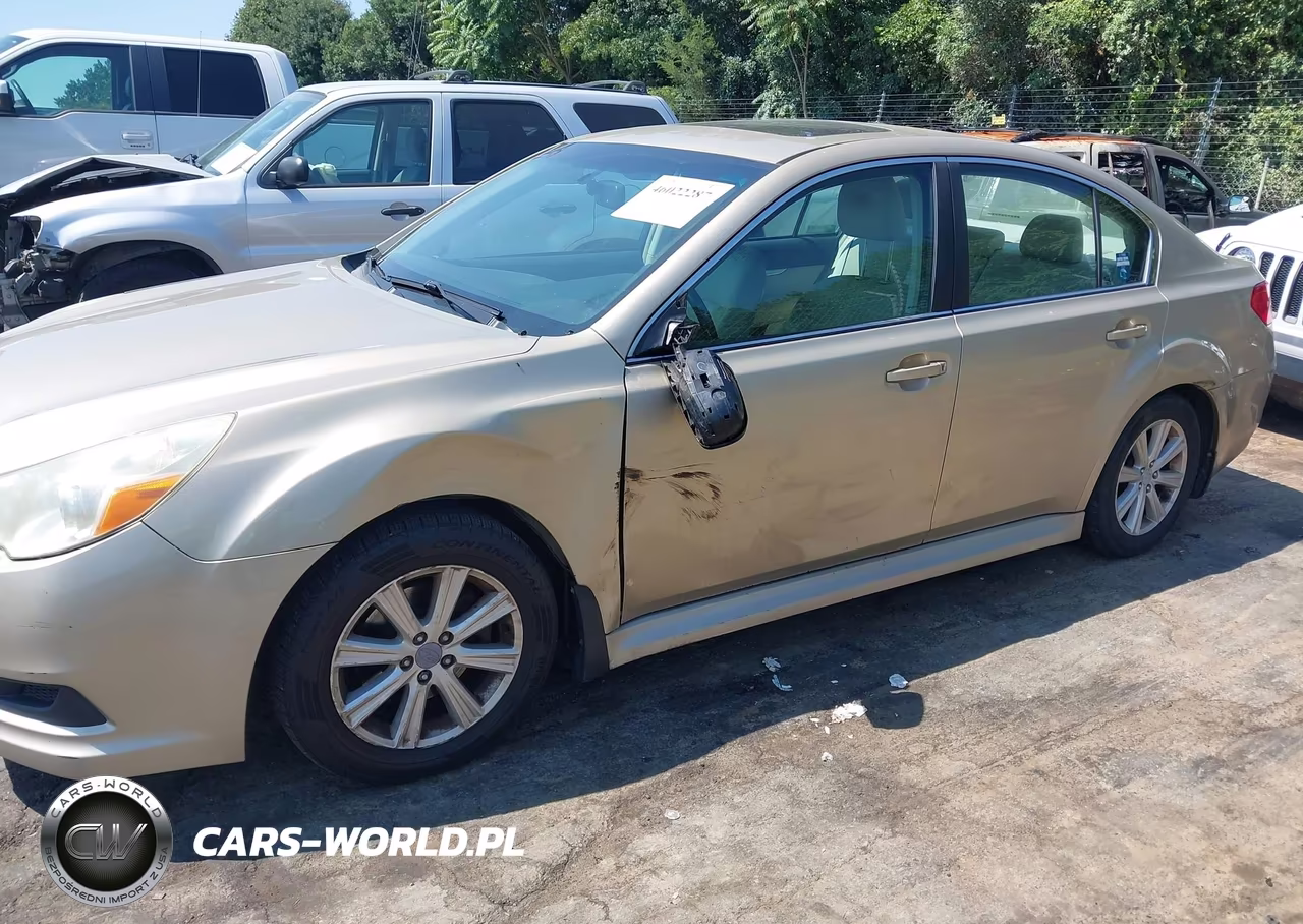 2010 Subaru Legacy 2.5I Premium VIN:4S3BMCG66A3235558 - 6