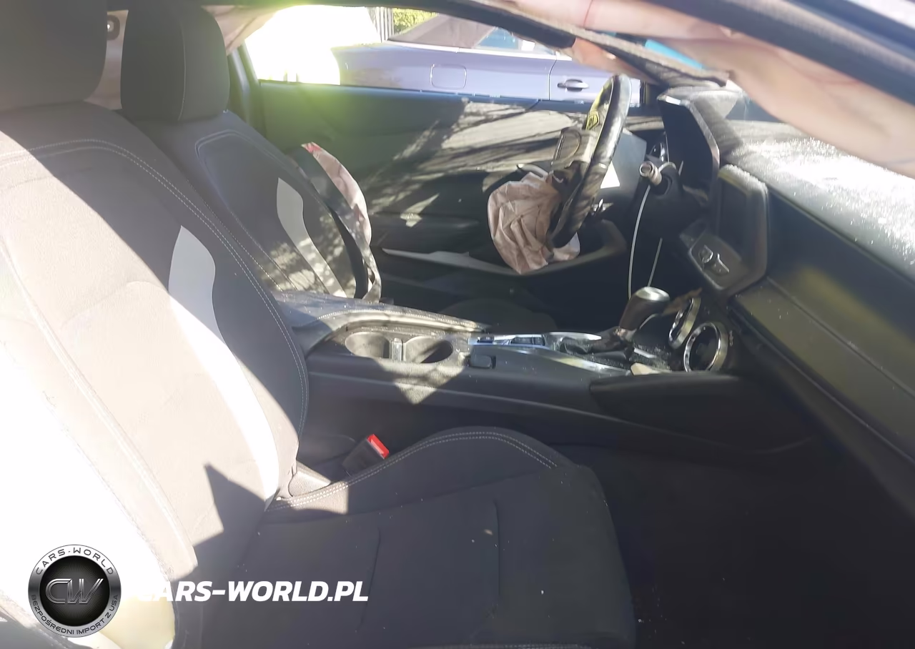 2019 Chevrolet Camaro 1Lt VIN:1G1FB1RS6K0103000 - 5