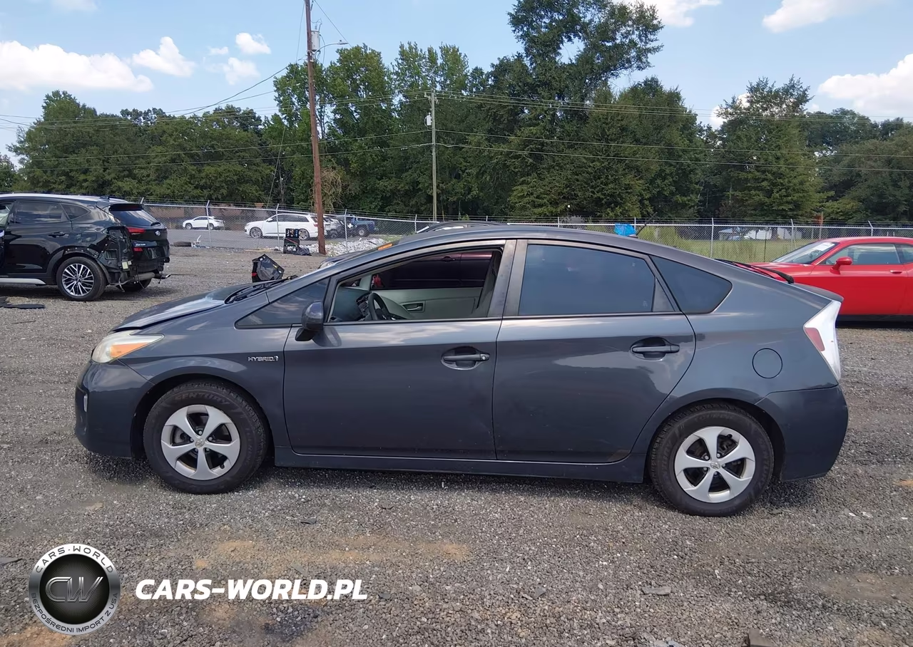 2012 Toyota Prius Two VIN:JTDKN3DU0C5491010 - 14