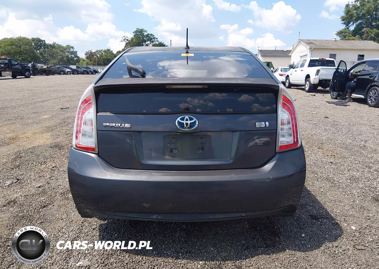 2012 Toyota Prius Two VIN:JTDKN3DU0C5491010 - 16