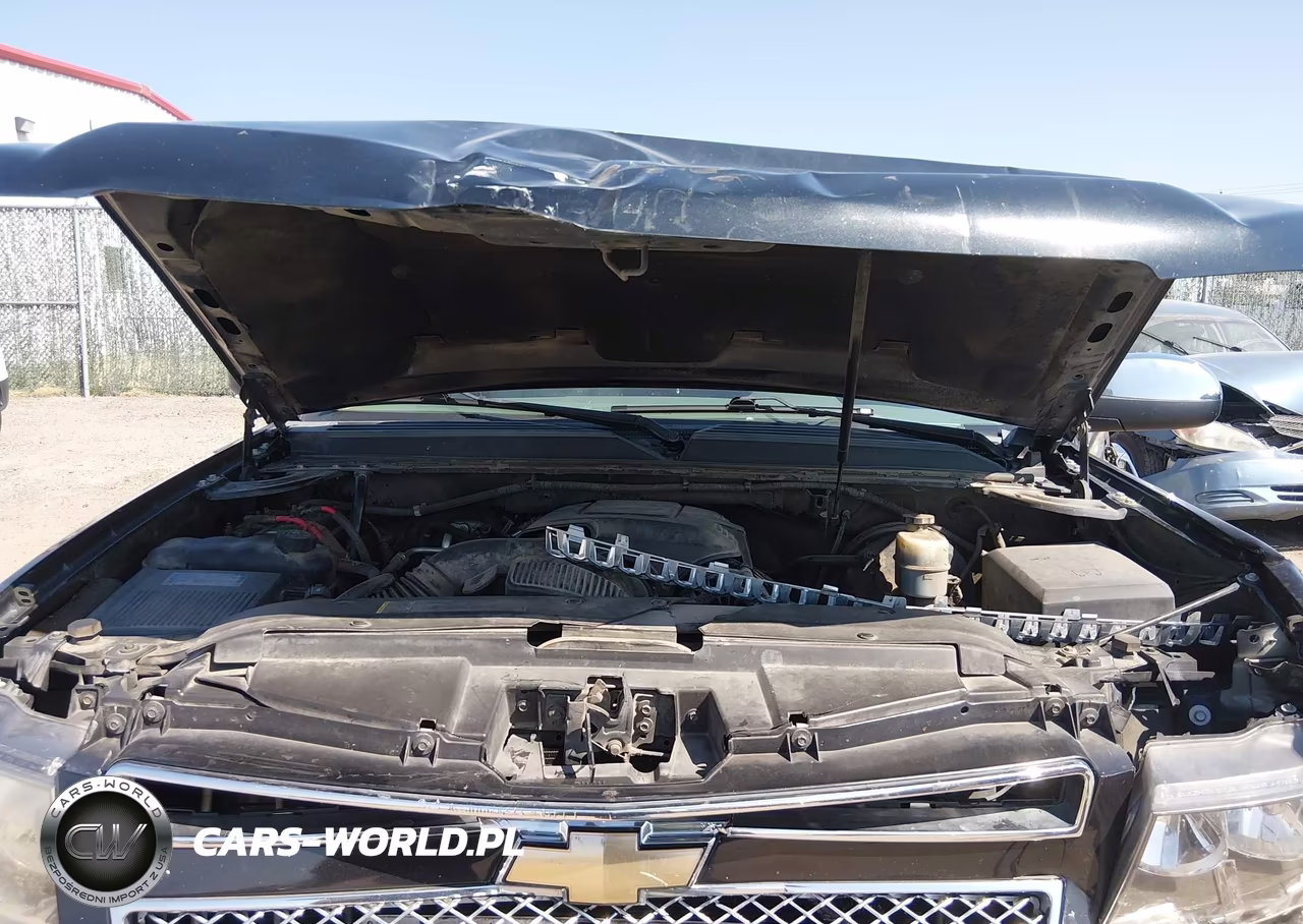 2010 Chevrolet Tahoe Ltz VIN:1GNUKCE01AR203148 - 10