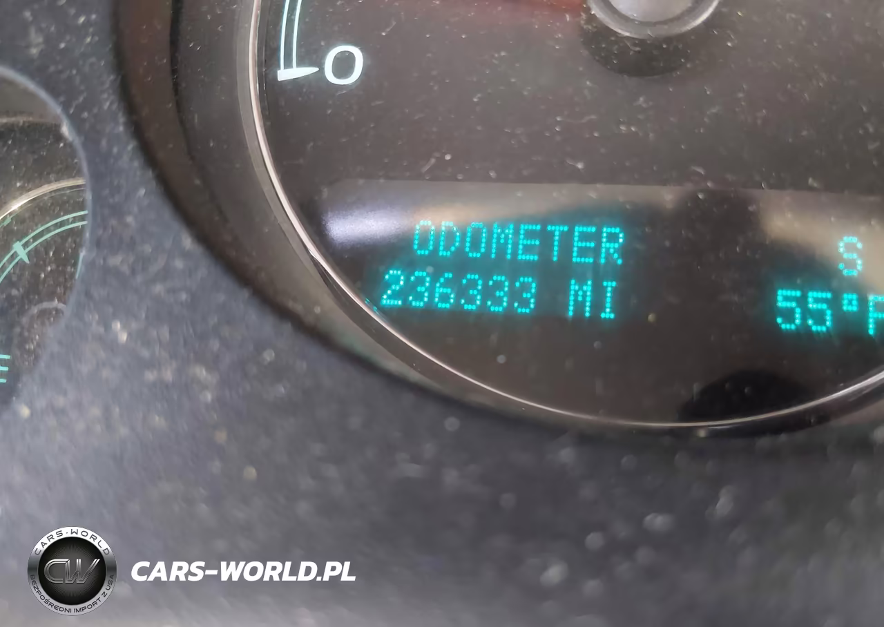 2010 Chevrolet Tahoe Ltz VIN:1GNUKCE01AR203148 - 15