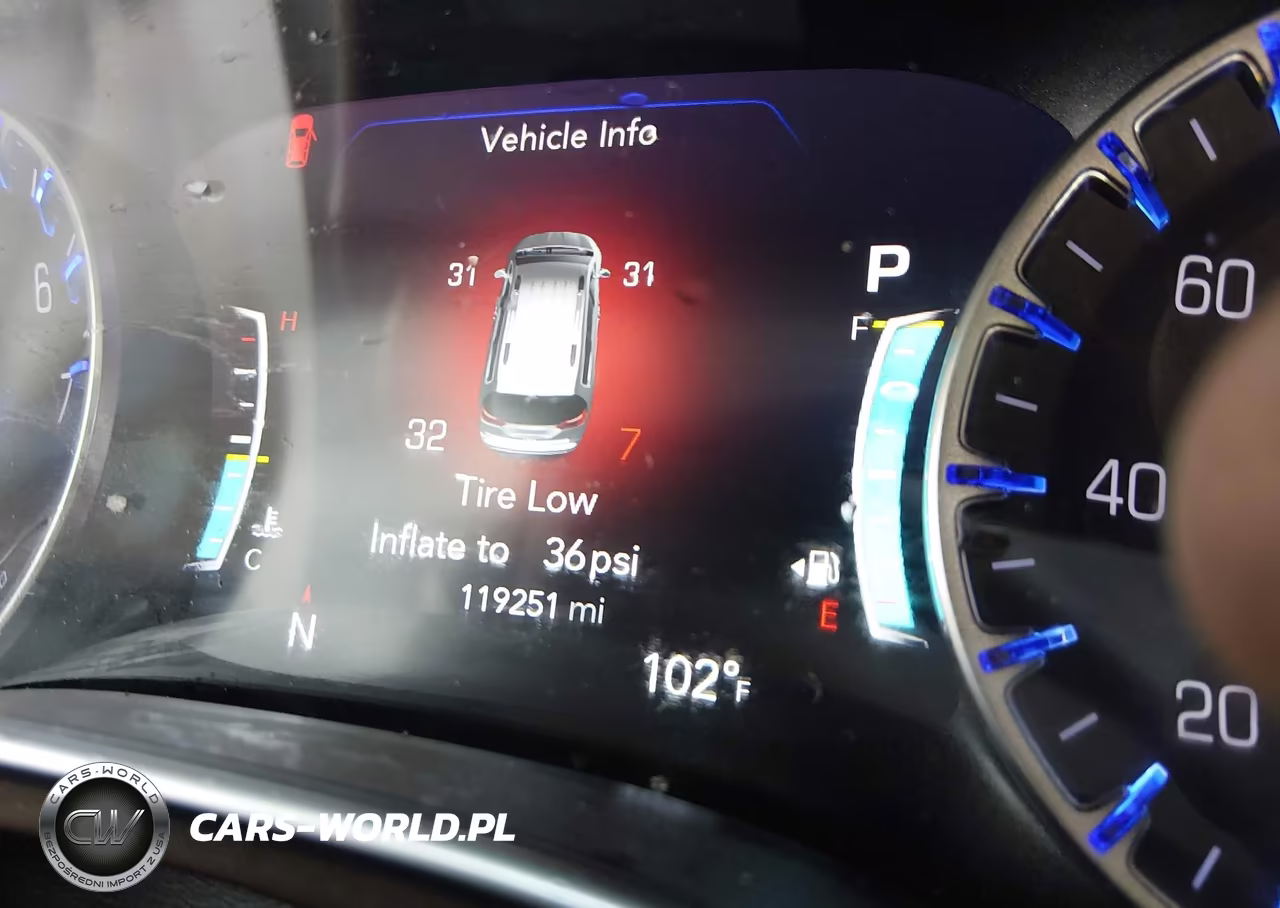 2017 Chrysler Pacifica Touring-L Plus VIN:2C4RC1EG7HR508459 - 15