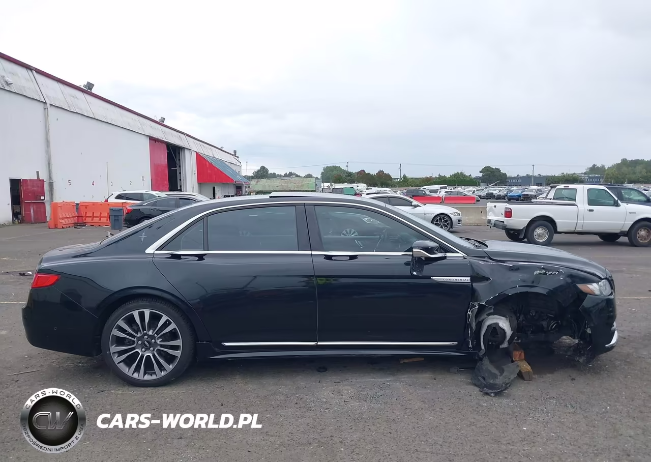 2017 Lincoln Continental Reserve VIN:1LN6L9NP6H5614721 - 13