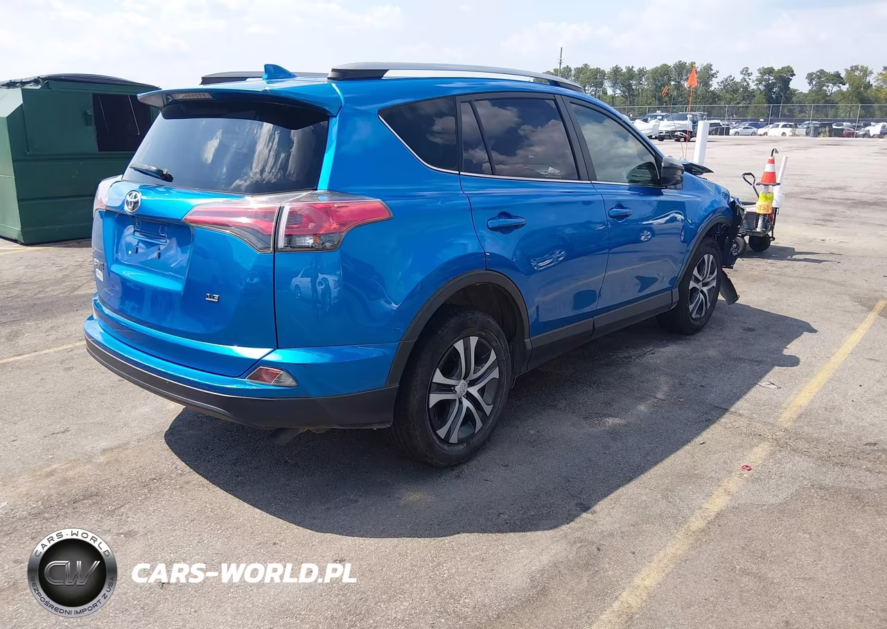 2018 Toyota Rav4 Le VIN:JTMZFREV5JJ727113 - 4