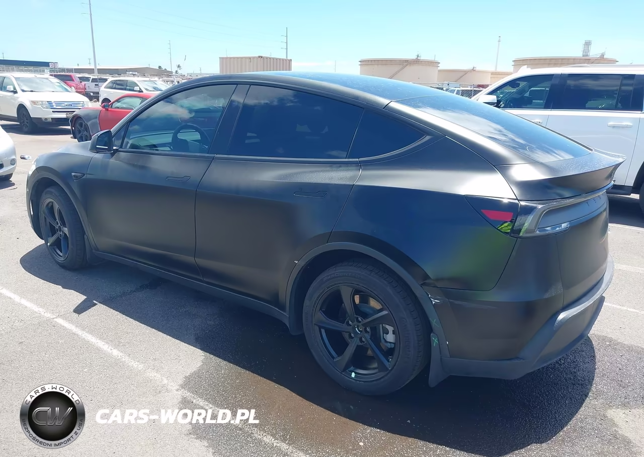2026 Tesla Model Y Premium Rear-Wheel Drive-Rear-Wheel Drive VIN:7SAYGDED1TF409747 - 3