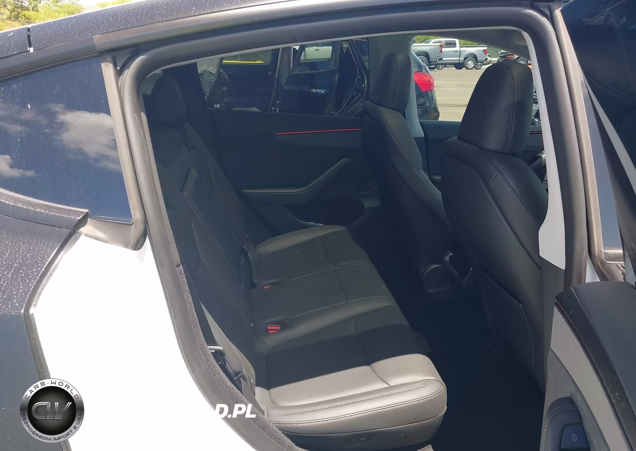 2026 Tesla Model Y Premium Rear-Wheel Drive-Rear-Wheel Drive VIN:7SAYGDED1TF409747 - 8