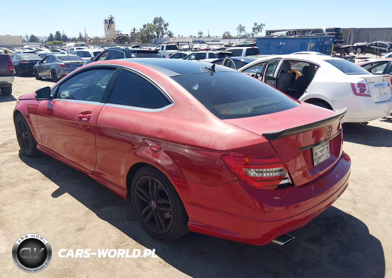 2012 Mercedes-Benz C 250 VIN:WDDGJ4HB5CF807078 - 3
