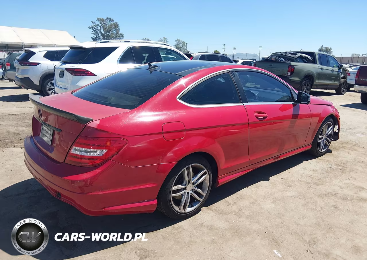2012 Mercedes-Benz C 250 VIN:WDDGJ4HB5CF807078 - 4