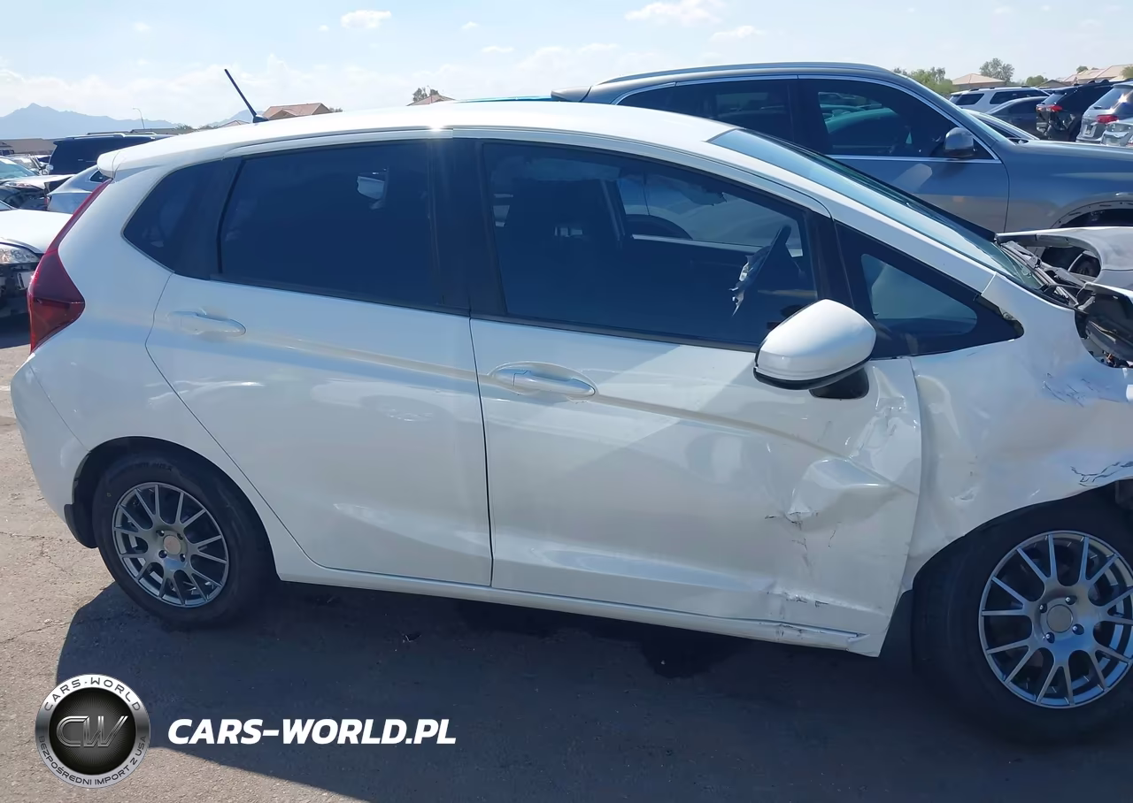 2017 Honda Fit Lx VIN:JHMGK5H56HS000931 - 14