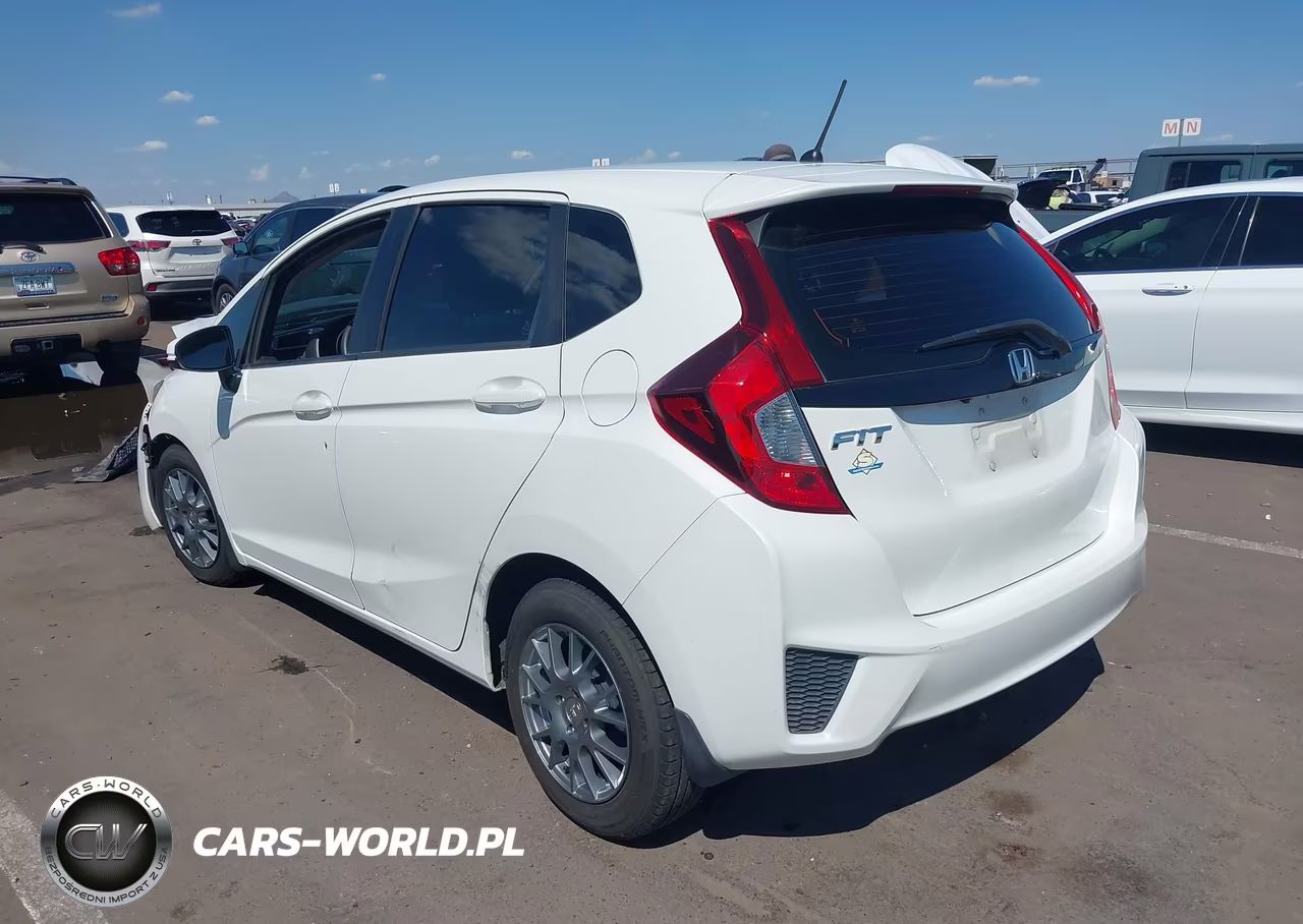 2017 Honda Fit Lx VIN:JHMGK5H56HS000931 - 3