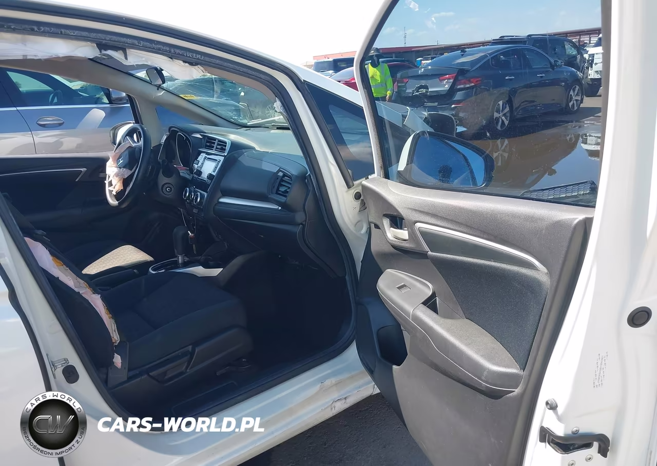 2017 Honda Fit Lx VIN:JHMGK5H56HS000931 - 5