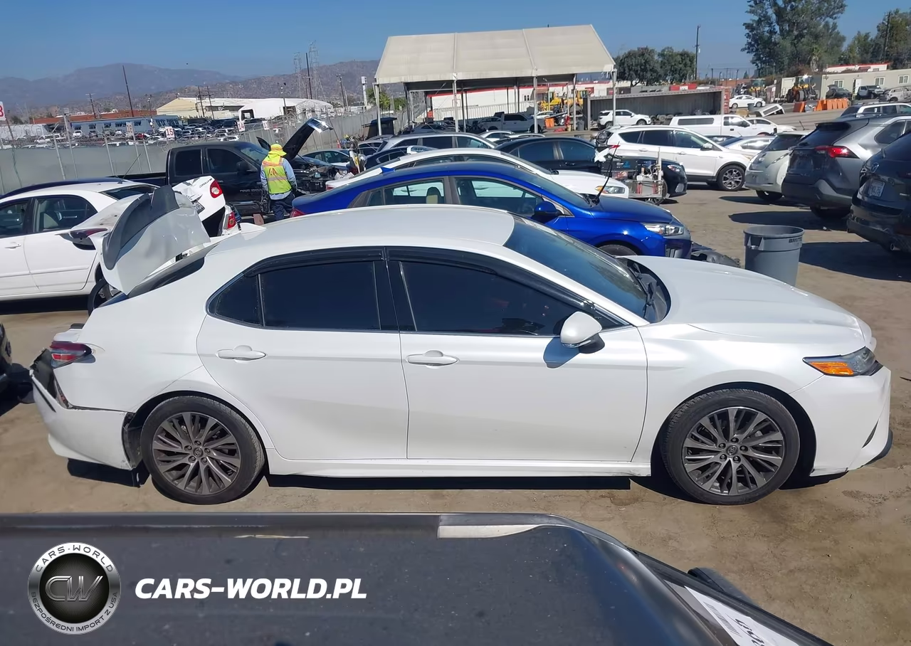 2020 Toyota Camry Xse VIN:4T1K61AK0LU917283 - 13