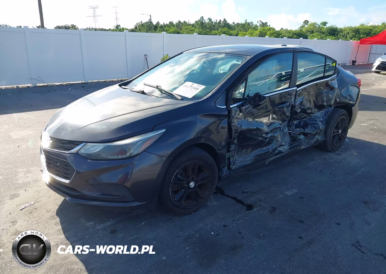 2017 Chevrolet Cruze Lt Auto VIN:1G1BE5SM2H7102726 - 2