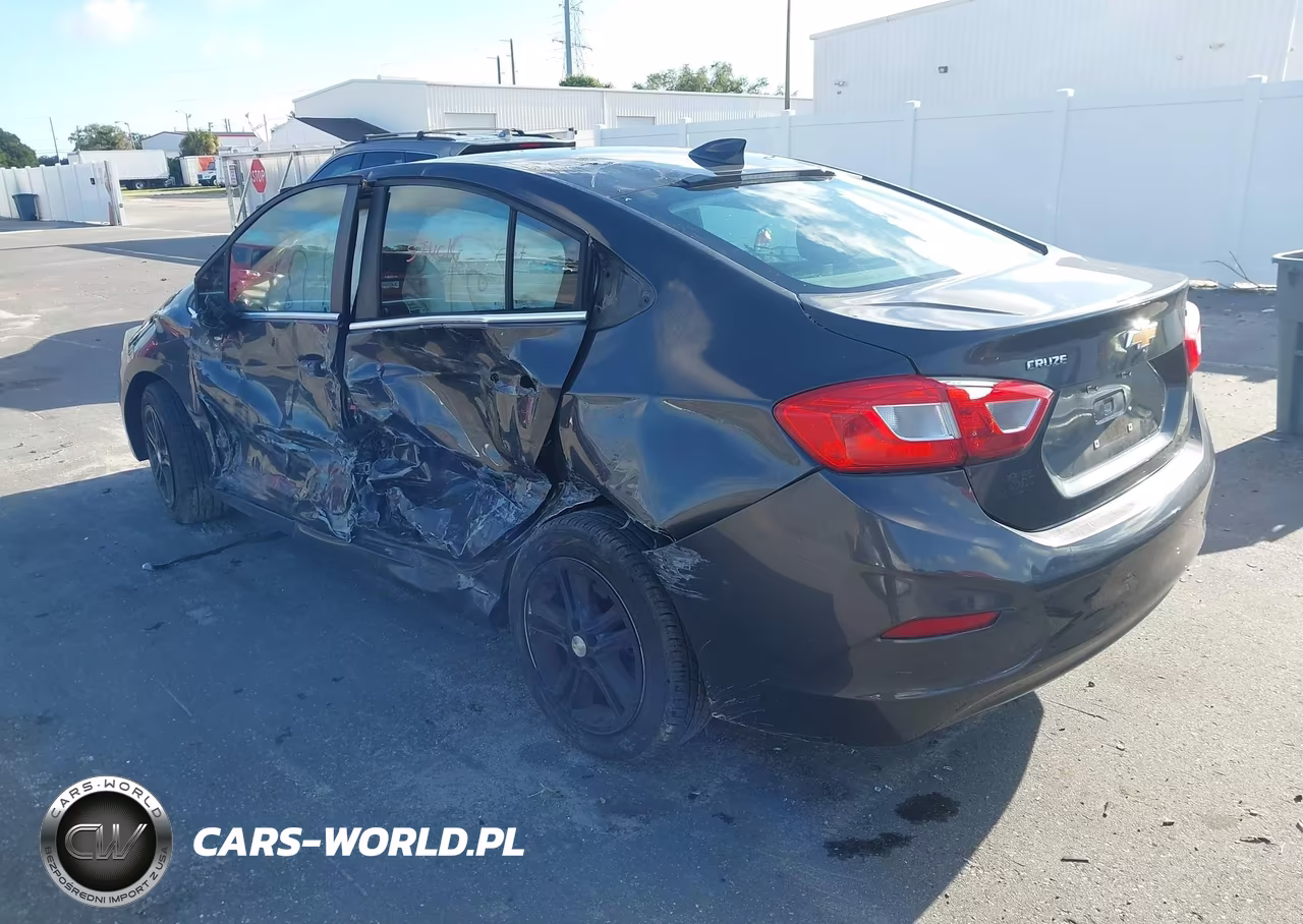 2017 Chevrolet Cruze Lt Auto VIN:1G1BE5SM2H7102726 - 3