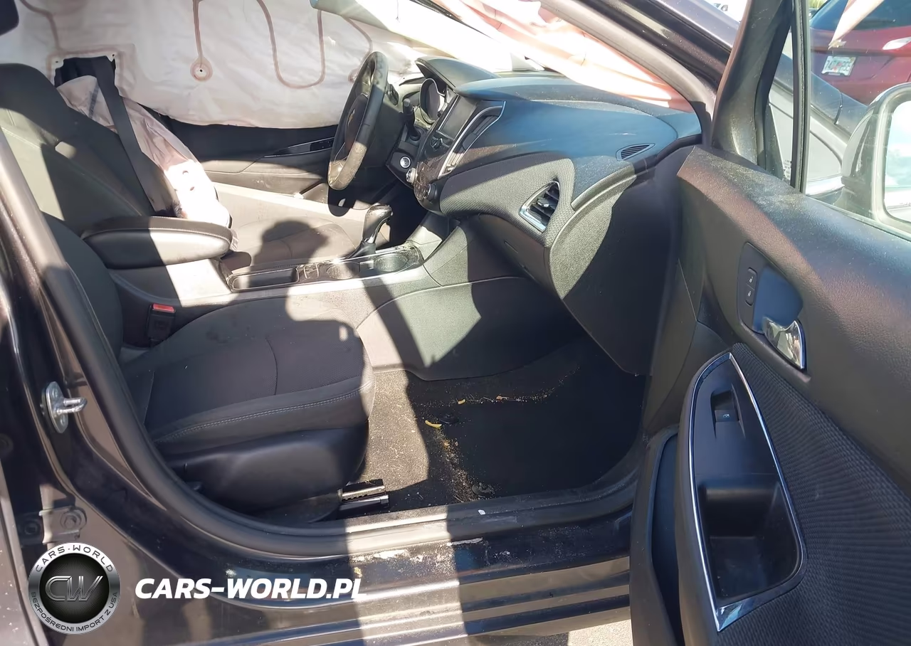 2017 Chevrolet Cruze Lt Auto VIN:1G1BE5SM2H7102726 - 5