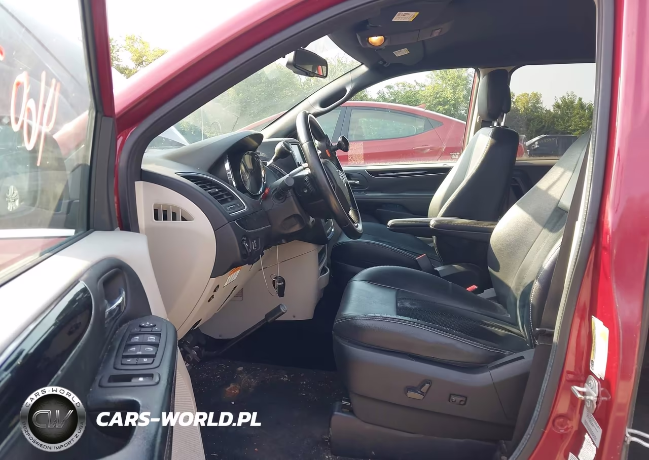 2015 Dodge Grand Caravan Sxt Plus VIN:2C4RDGCG1FR719866 - 5