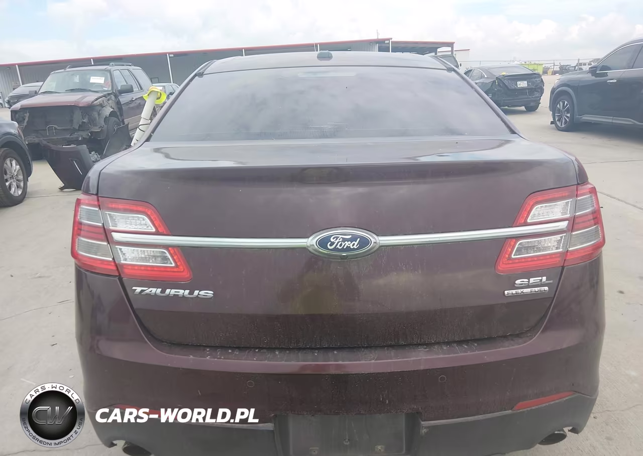2018 Ford Taurus Sel VIN:1FAHP2E86JG101082 - 16