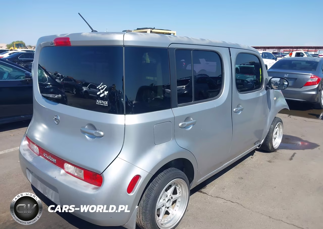 2011 Nissan Cube 1.8Sl VIN:JN8AZ2KRXBT203307 - 4