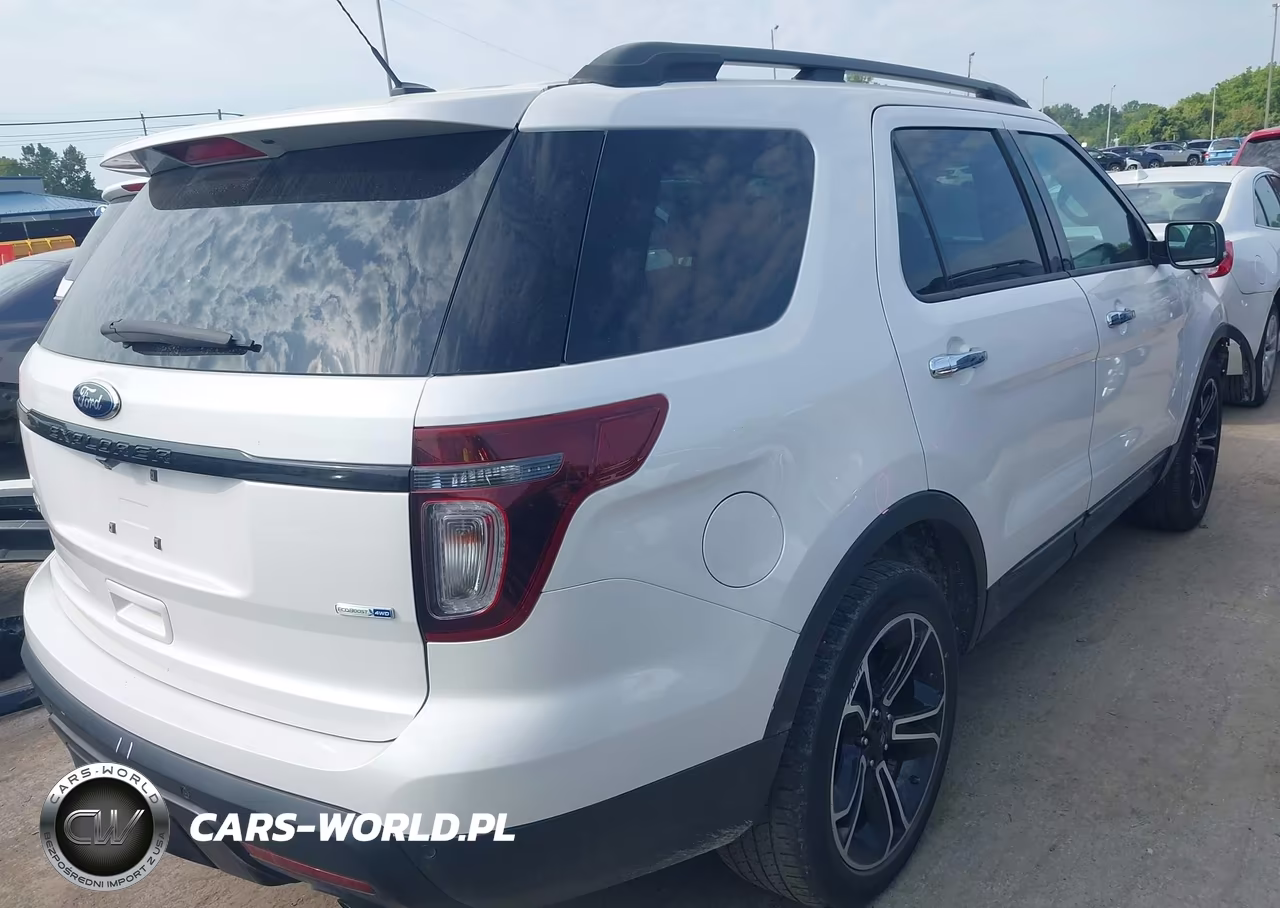 2014 Ford Explorer Sport VIN:1FM5K8GT0EGC11367 - 4