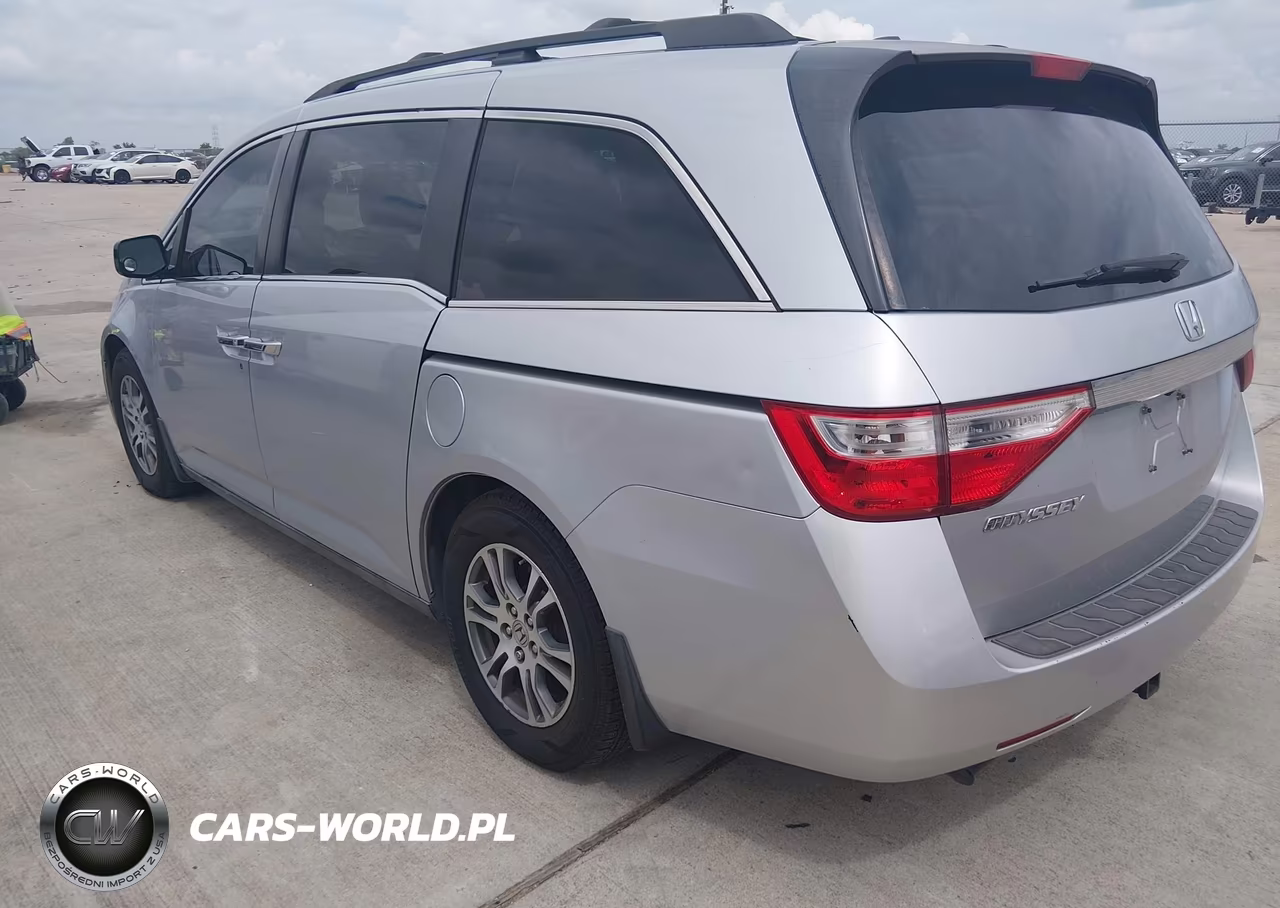 2013 Honda Odyssey Ex-L VIN:5FNRL5H68DB032285 - 3