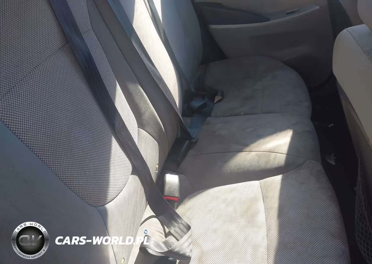 2012 Hyundai Accent Gls VIN:KMHCT4AE1CU151539 - 8