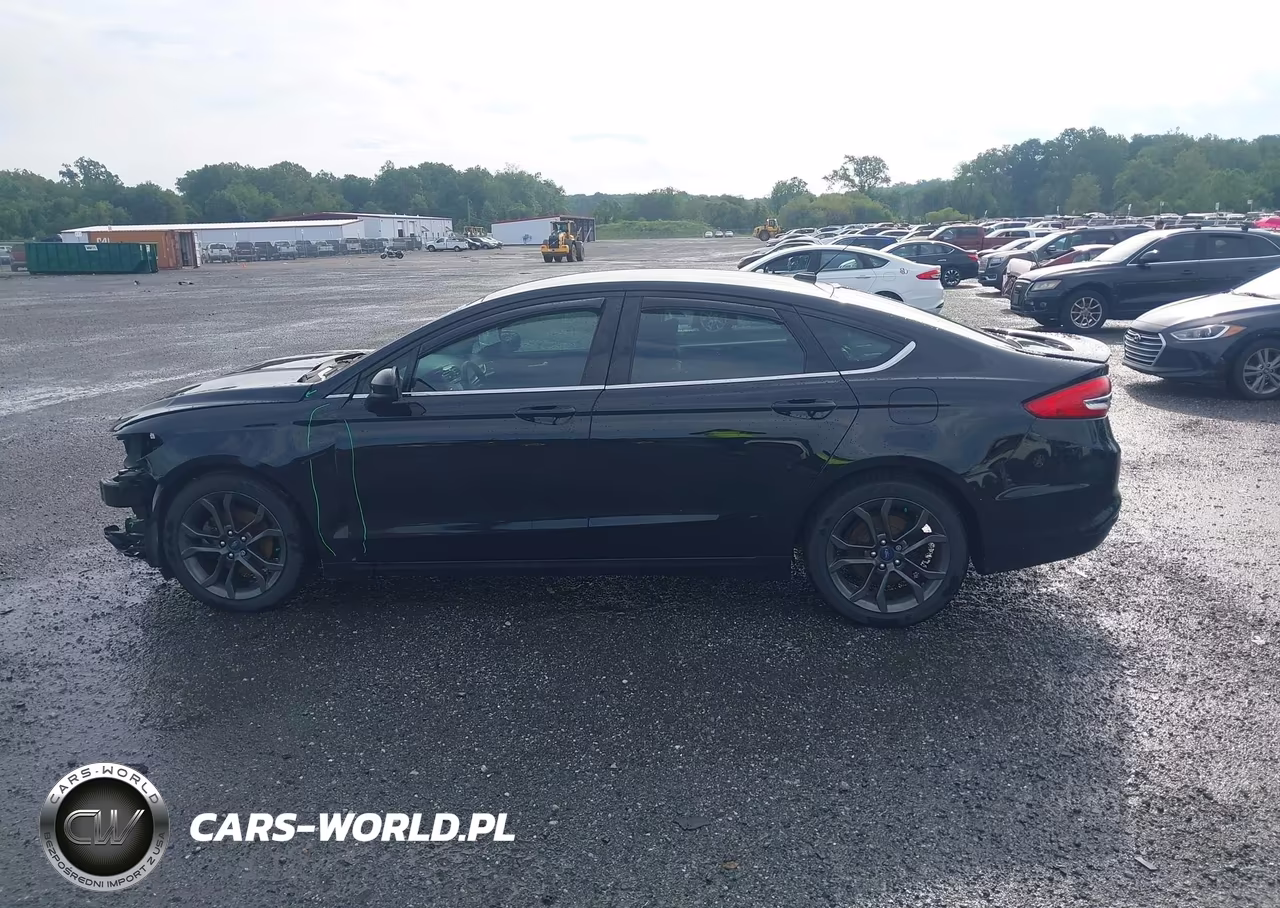 2018 Ford Fusion S VIN:3FA6P0G78JR251767 - 14