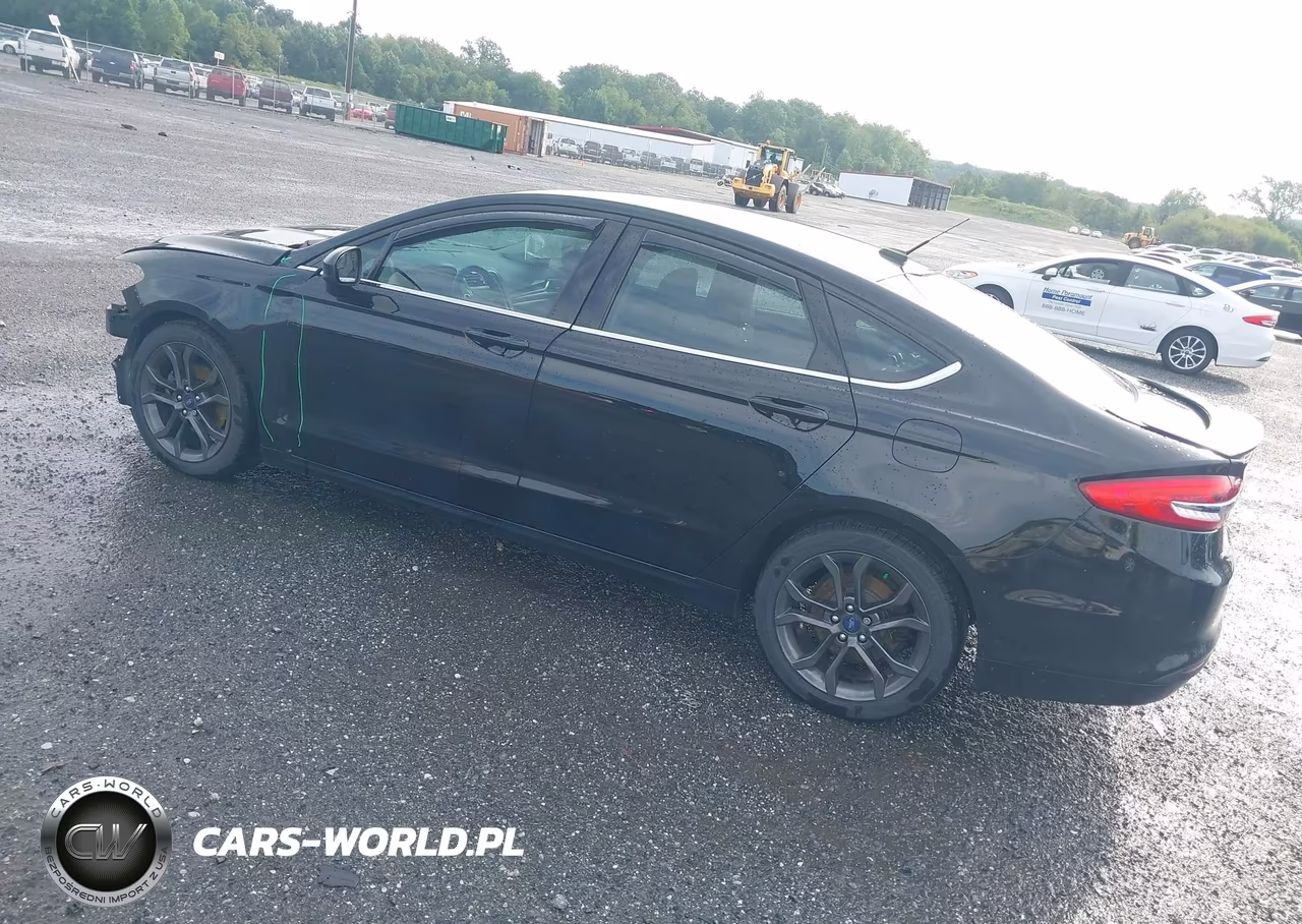 2018 Ford Fusion S VIN:3FA6P0G78JR251767 - 3