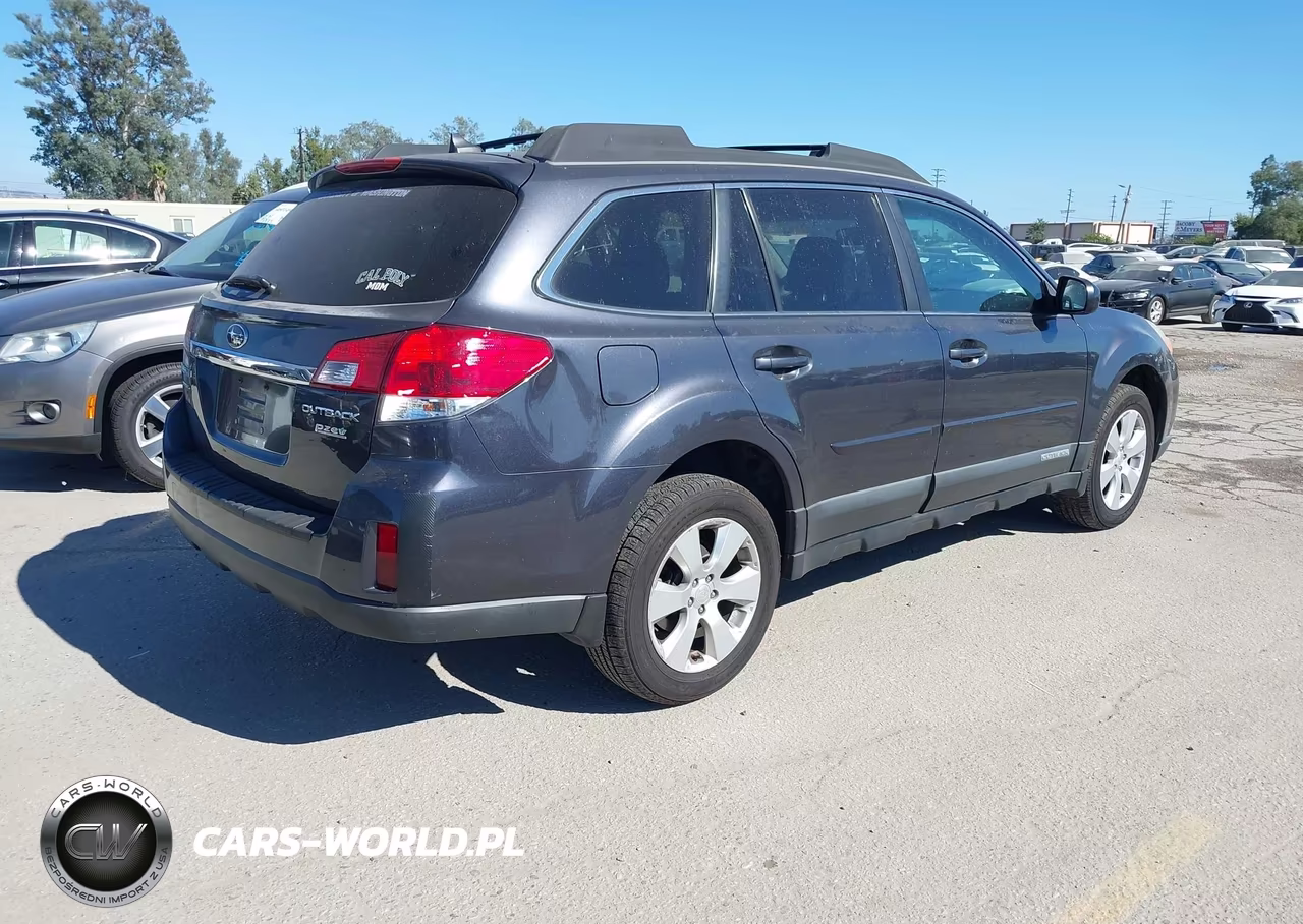 2011 Subaru Outback 2.5I Limited VIN:4S4BRBKC6B3404869 - 4