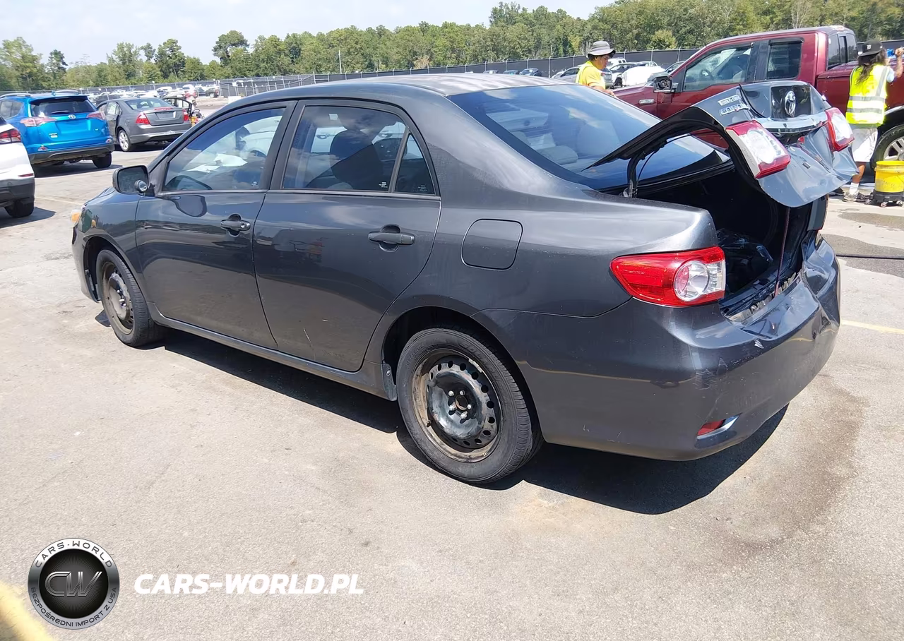 2012 Toyota Corolla Le VIN:2T1BU4EEXCC789650 - 3