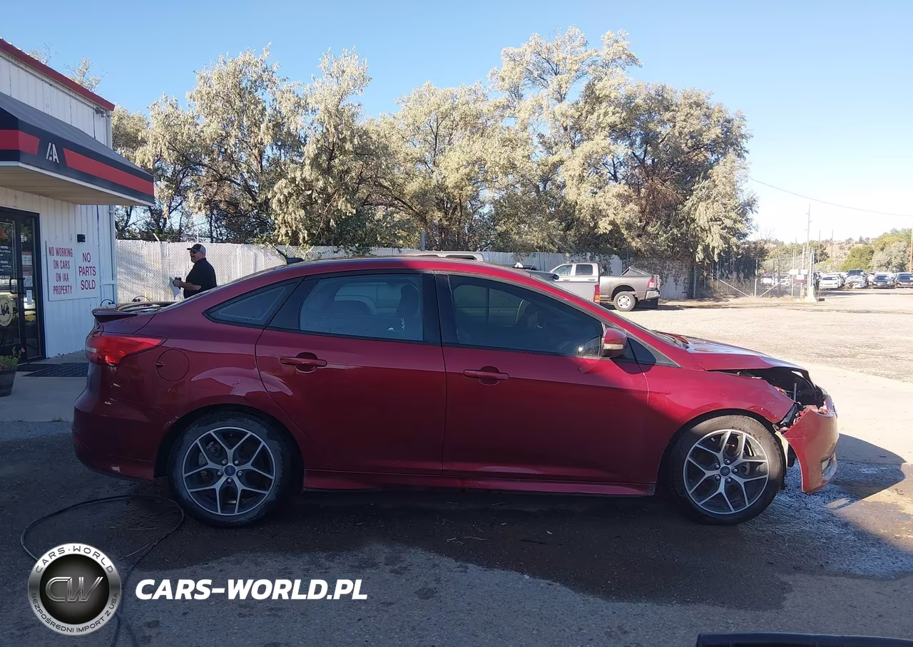 2015 Ford Focus Se VIN:1FADP3F28FL349668 - 13