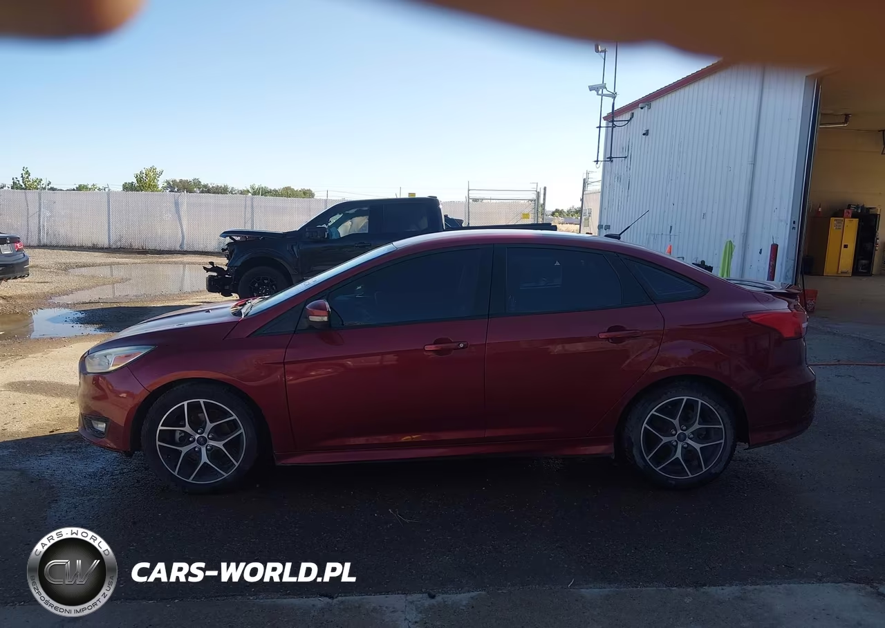 2015 Ford Focus Se VIN:1FADP3F28FL349668 - 14
