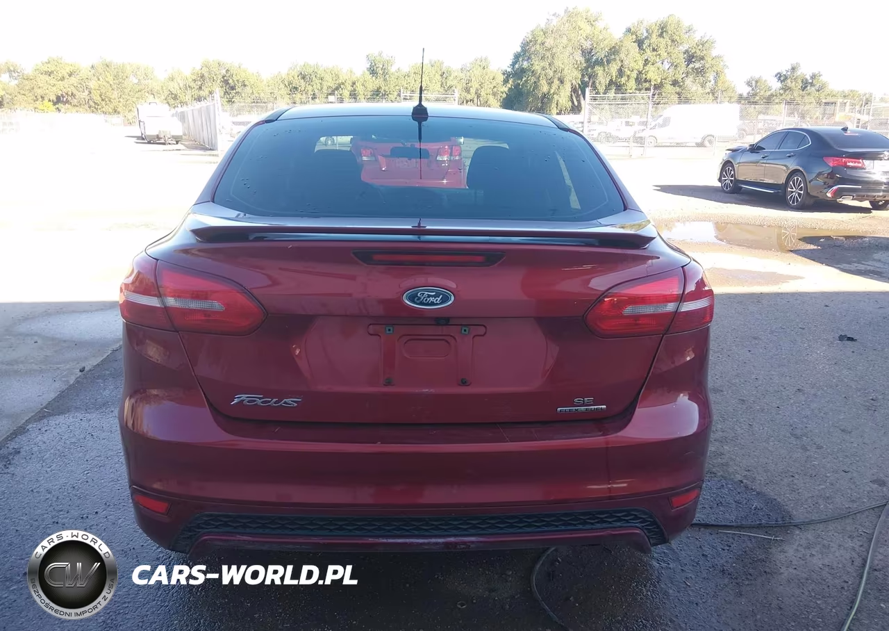 2015 Ford Focus Se VIN:1FADP3F28FL349668 - 16