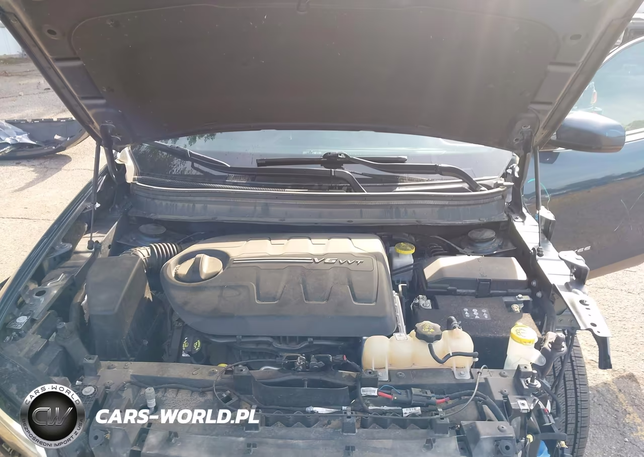 2020 Jeep Cherokee Latitude Lux 4X4 VIN:1C4PJMLX6LD634521 - 10