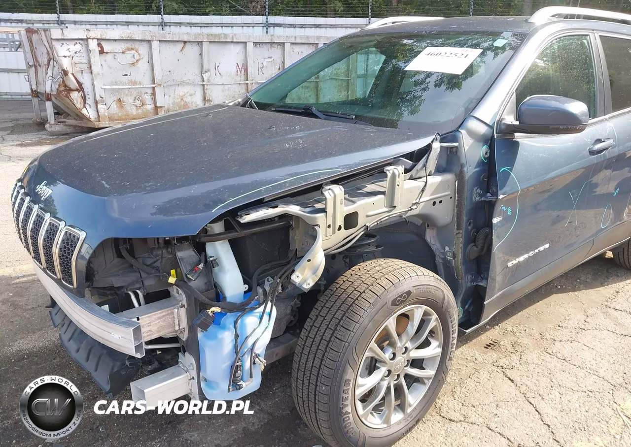 2020 Jeep Cherokee Latitude Lux 4X4 VIN:1C4PJMLX6LD634521 - 6
