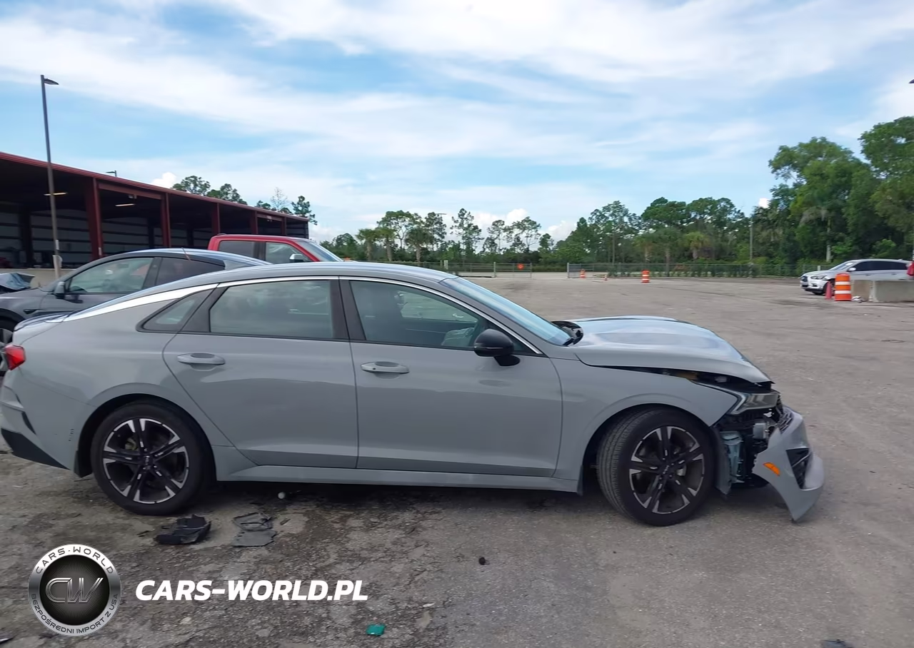 2024 Kia K5 Gt-Line VIN:5XXG64J24RG234268 - 13