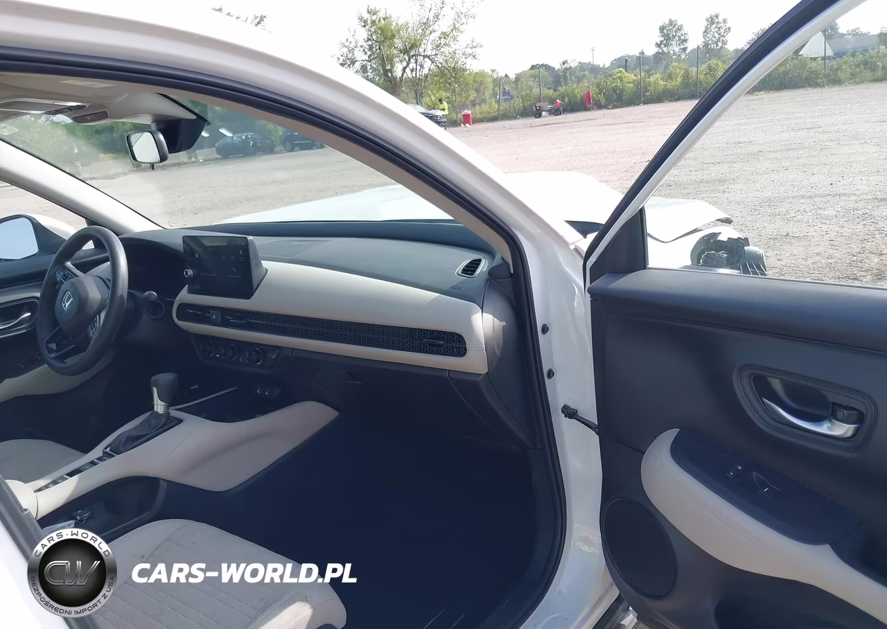 2026 Honda Hr-V Awd Lx VIN:3CZRZ2H32TM742998 - 5