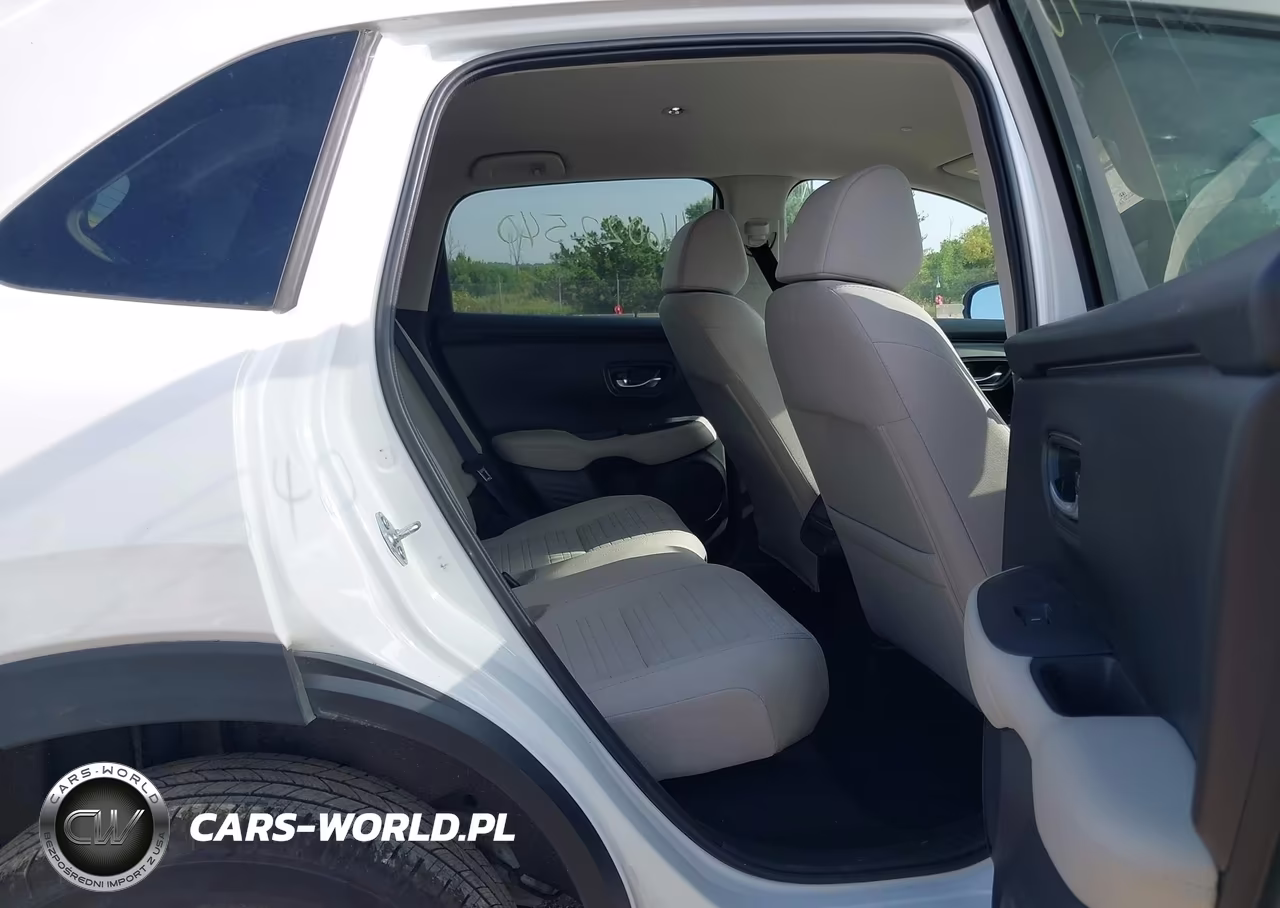 2026 Honda Hr-V Awd Lx VIN:3CZRZ2H32TM742998 - 8